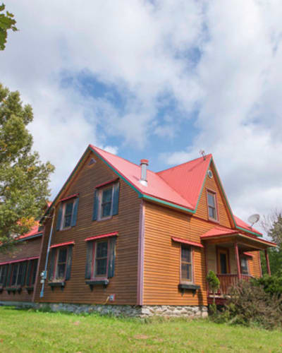 auberge_aux_toits_rouges_1