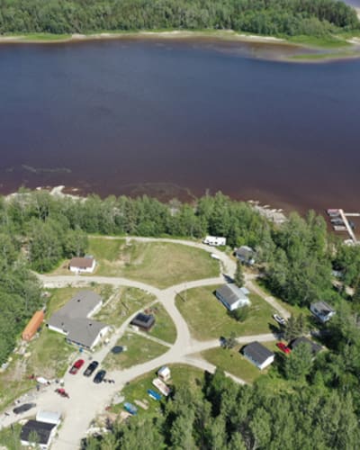 auberge_du_lac_parent_1