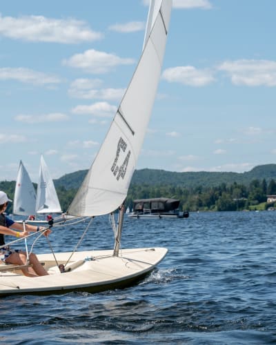 ecole_de_voile_sainte_agathe_des_monts_1