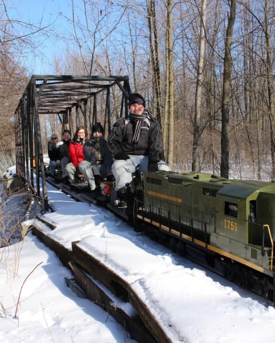 exporail_le_musee_ferroviaire_canadien_1_h