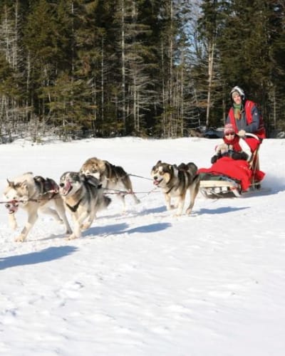 le_centre_dactivites_tremblant_1_h