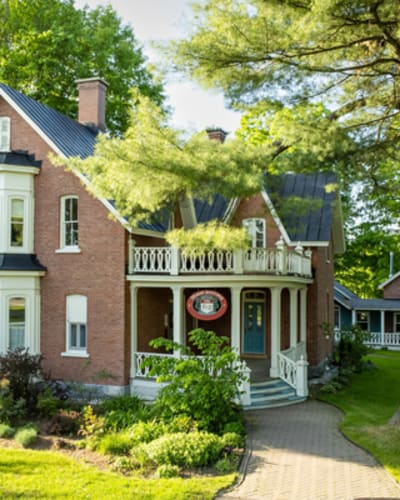 le_manoir_sweetsburg_1