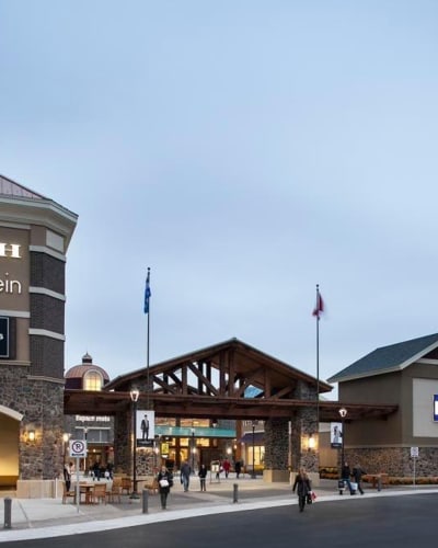 premium_outlets_montreal_1
