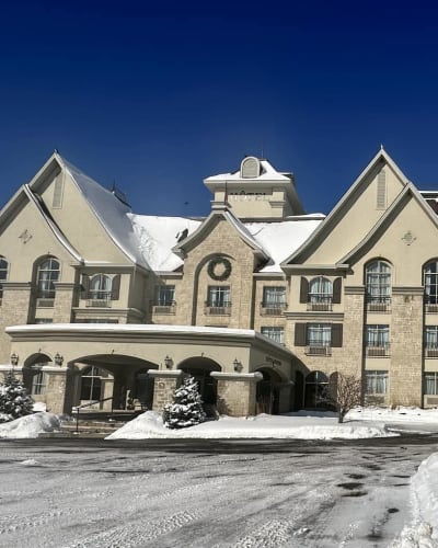 st_martin_bromont_hotel__suites_le_1_h