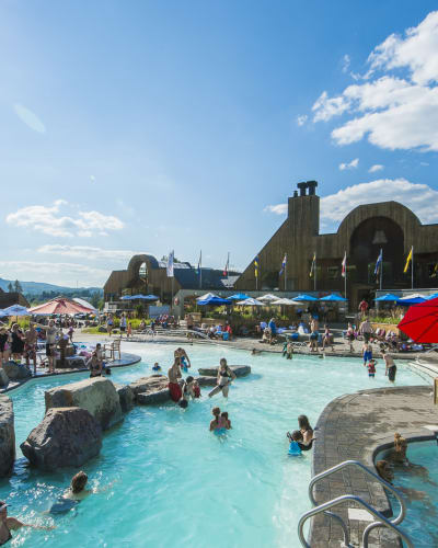 Pool at the Sommet Saint-Sauveur water park.