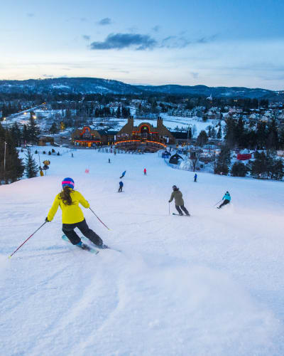 Night skiing at Sommet Saint-Sauveur.
