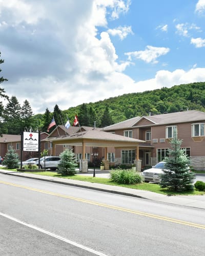 Waterpark Package (Hôtel Le Versailles St-Sauveur)