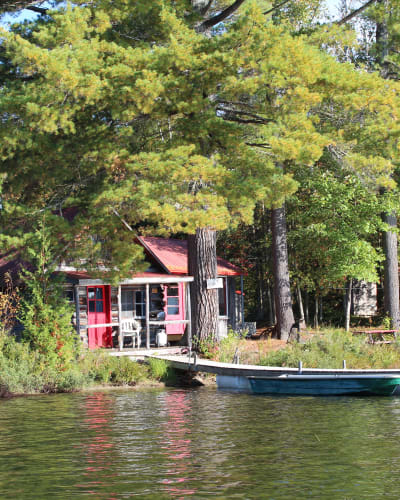 For your fishing and relaxing holidays in nature - Pourvoirie Légende des Bois