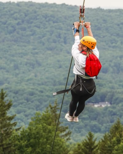 Tyrolienne géante au Mont SUTTON