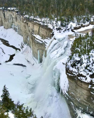Chute Vauréal en hiver.