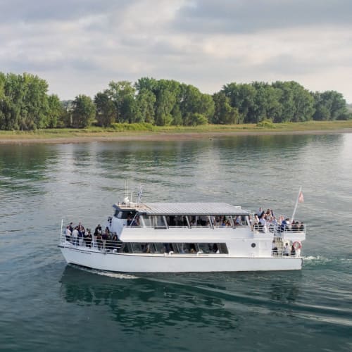 Private boat charter