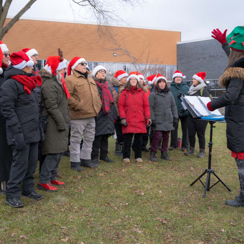 Performance by the Chœur des Îles choir from Saint-Eustache