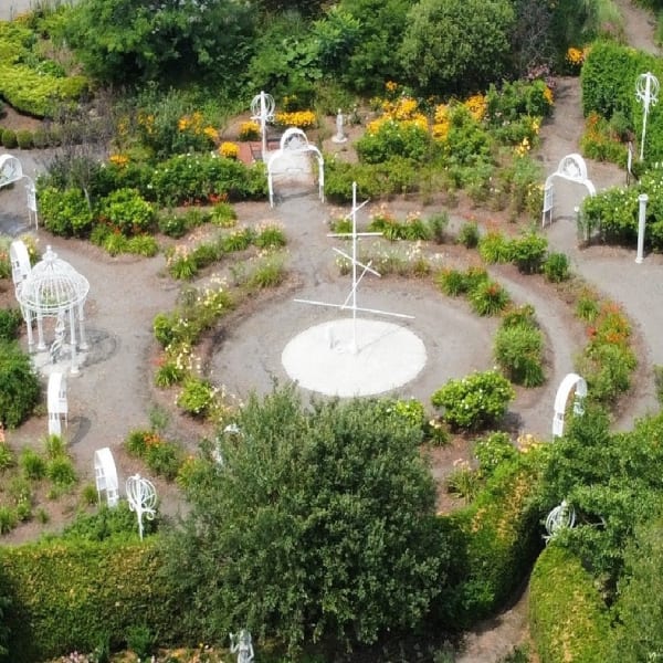 Les Jardins des 5 sens - Aerial view