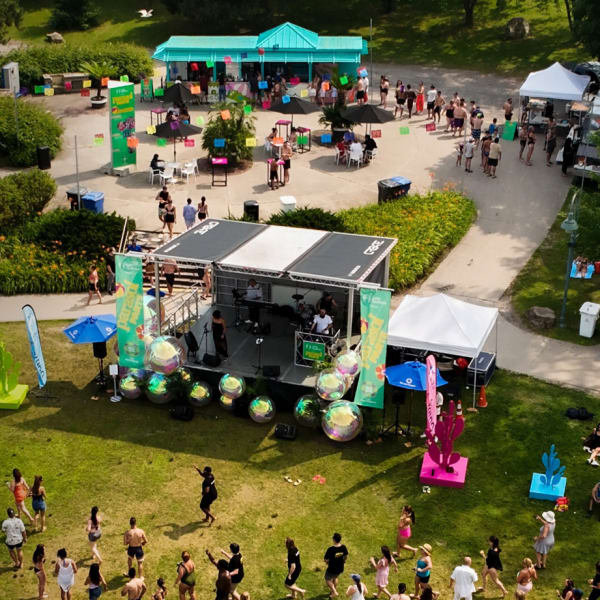 Parasol Parté - Parc Jean-Drapeau