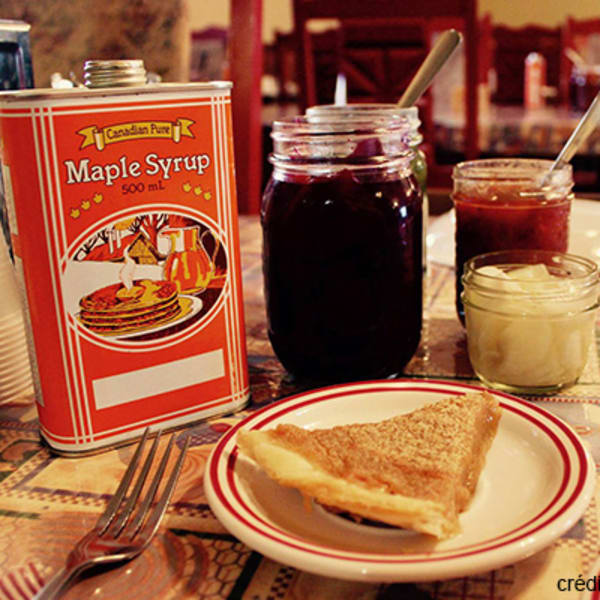 cabane_a_sucre_au_milieu_des_champs_1
