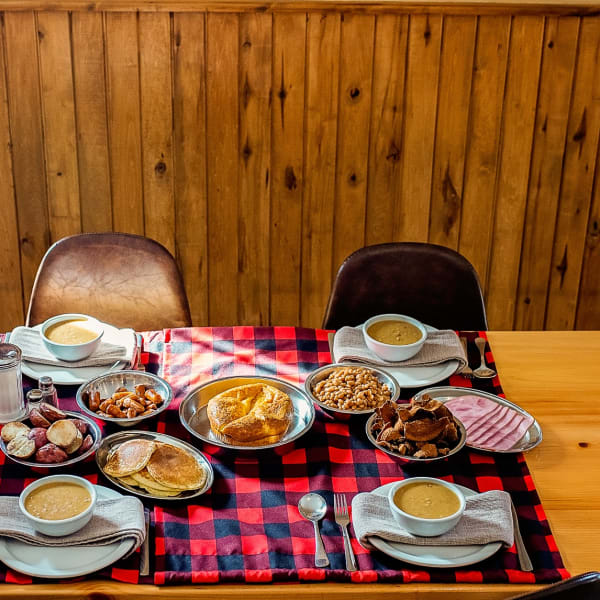 Cabane à sucre Chez Ti-Mousse | Québec Vacances