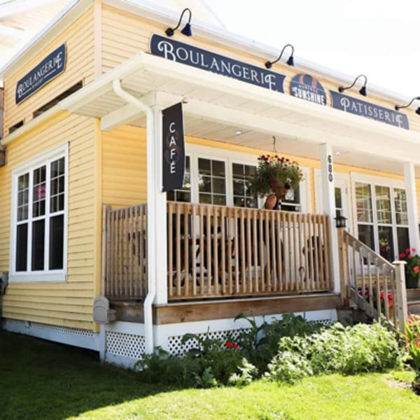 cafe_bistro___auberge_le_sunshine_1
