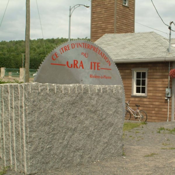centre_dinterpretation_du_granite_1