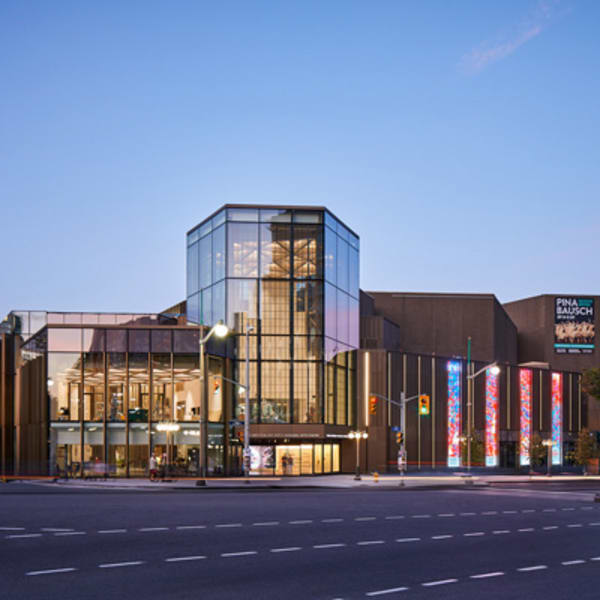 centre_national_des_arts_1