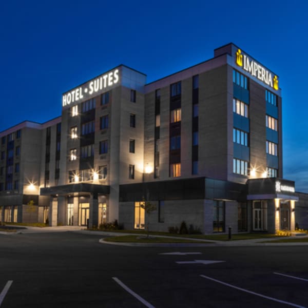 Impéria Hôtel et Suites (Boucherville)