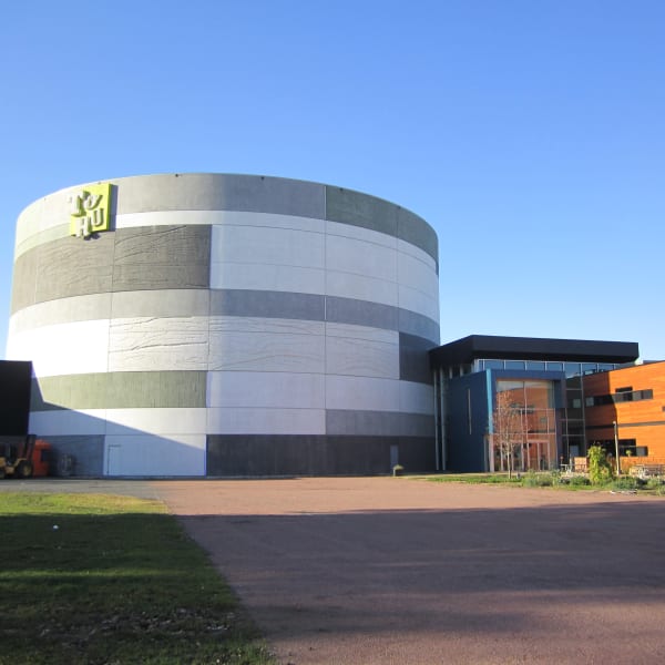 TOHU - La Cité des arts du cirque