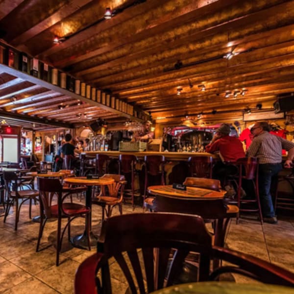 Le Trou du diable - Broue Pub et Restaurant