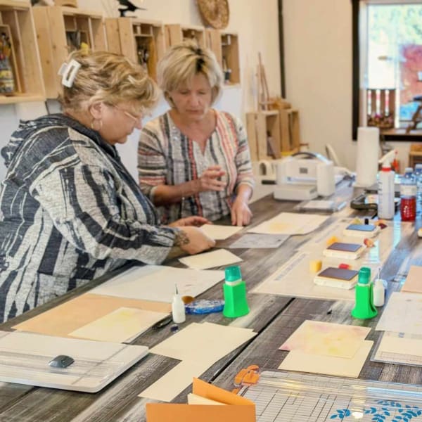 Creative workshops in Petite Nation