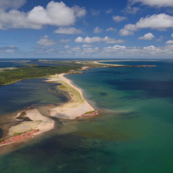 plage_du_bassin_est_1
