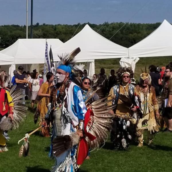 pow_wow_de_wolinak_1