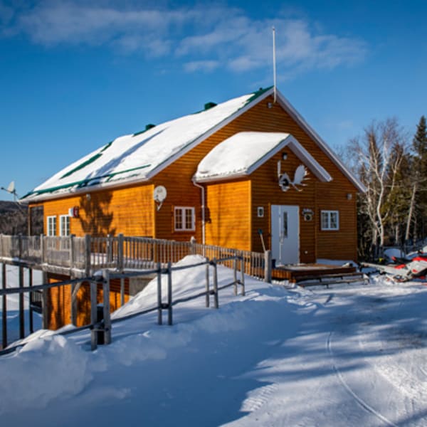 relais_de_motoneige___club_tadoussac_1_h