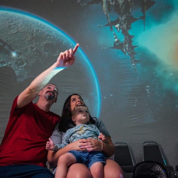 Destination Lac-Saint-Jean: Planétarium de Saint-Félicien