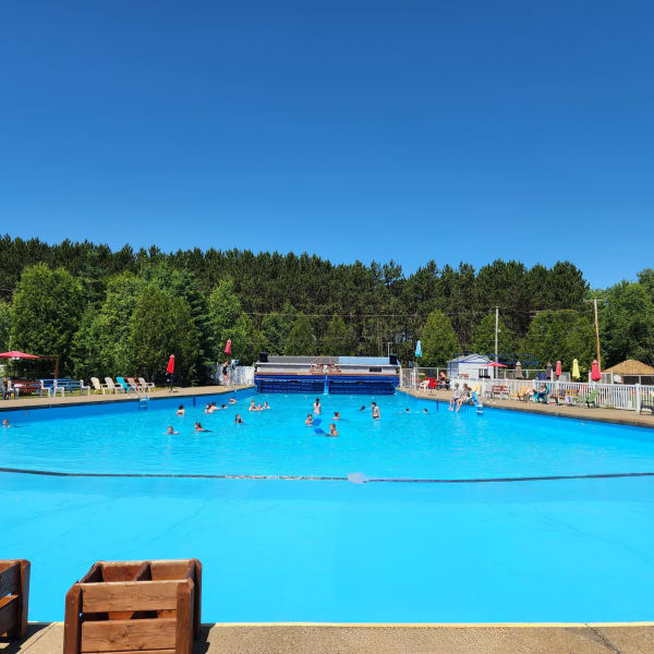 Camping Lac et Forêt - Wave pool