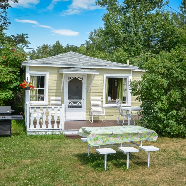 A small cabin at Chalets Anse au Sable.