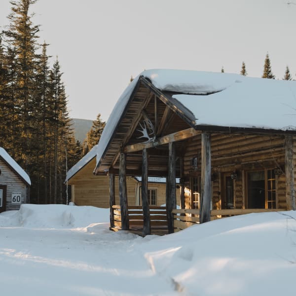Les Chalets De Môh en hiver.