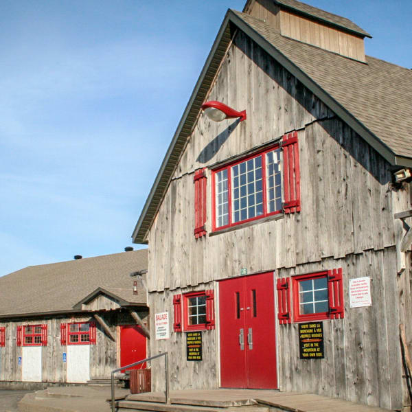 Exterior of the Érablière La Goudrelle.