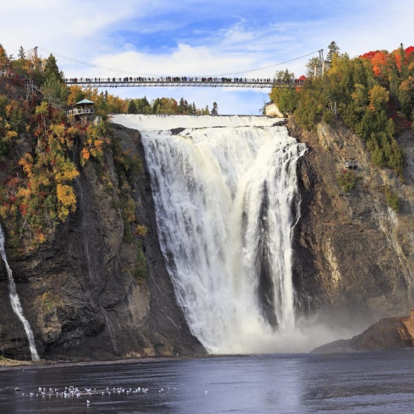 Chutes-Montmorency durant l'automne