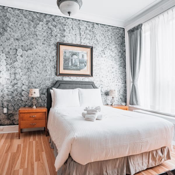 Hôtel de Paris - Bedroom