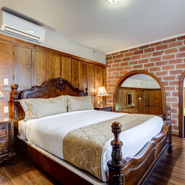 Room at Le Grand Hôtel.