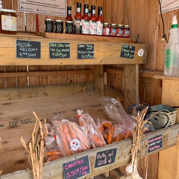 Kiosk at Les Jardins chez Bettez. 