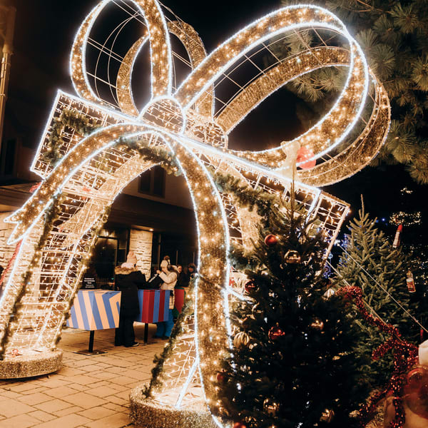 Dorval Holiday Market