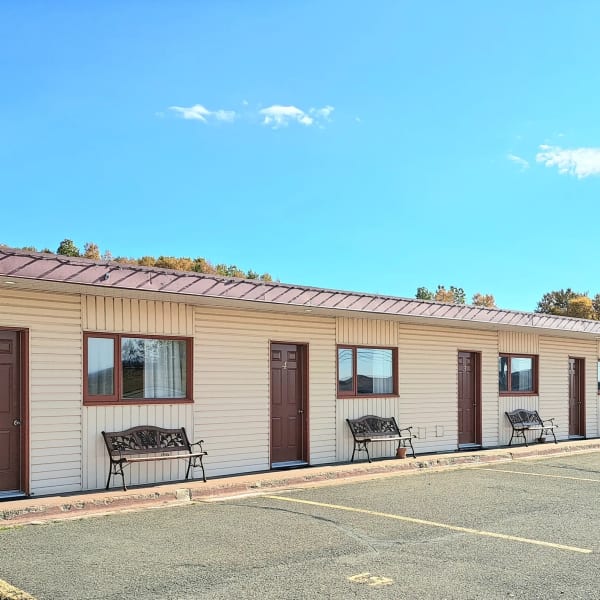 Motel au Soleil Couchant - Exterior