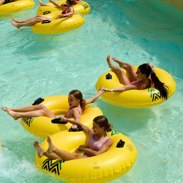 Sommet Saint-Sauveur Water Park