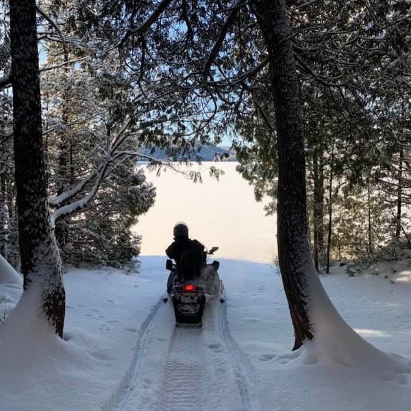 Aventures Wet Set Mtl