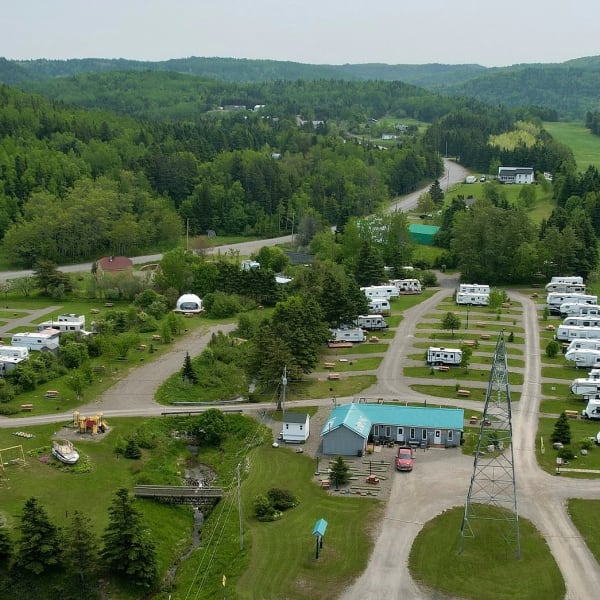 camping_aux_pignons_verts_1