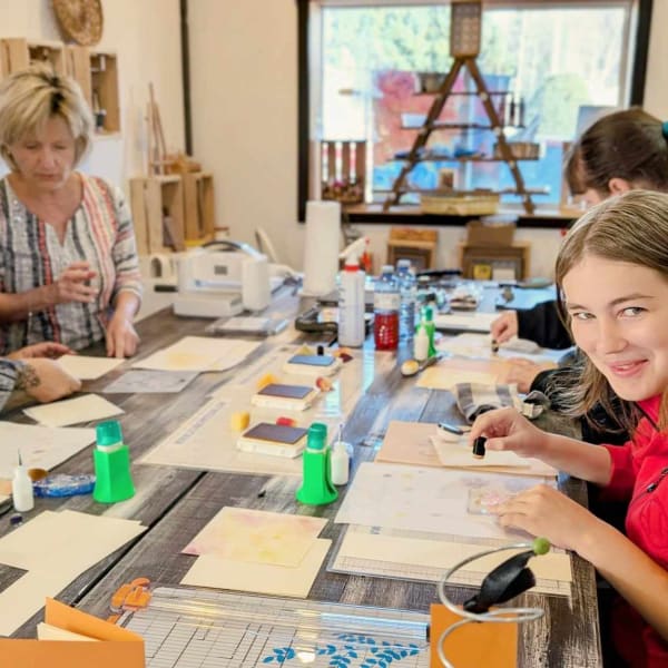 Creative workshops in Petite Nation