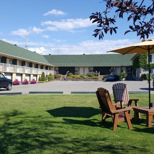 motel_lac_st_louis_1