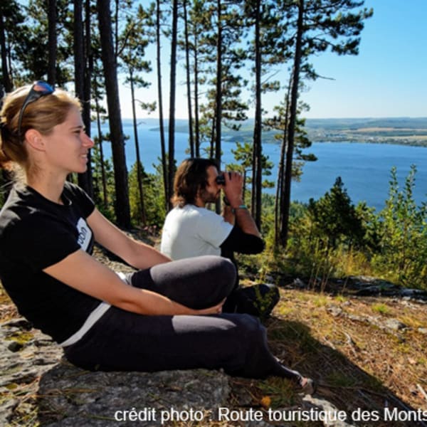 route_touristique_des_monts_notre_dame_1