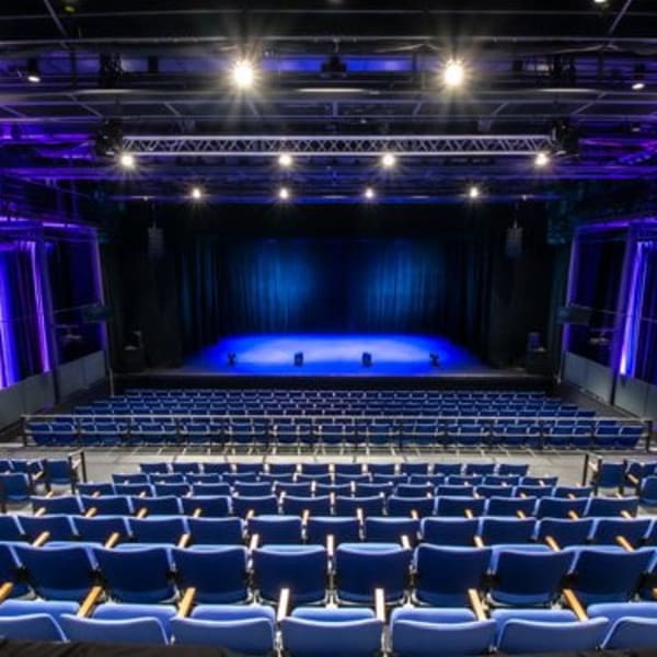 salle_pauline_julien_1