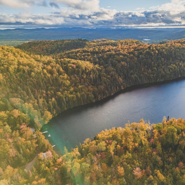 Aerial view of Pourvoirie Richard in autumn.