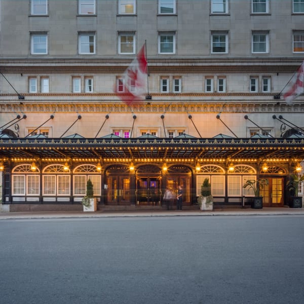 Ritz-Carlton Montréal - Exterior